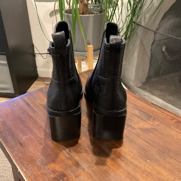 Vince Camuto Kreshna Bootie Black Leather 8M - Picture 5 of 10